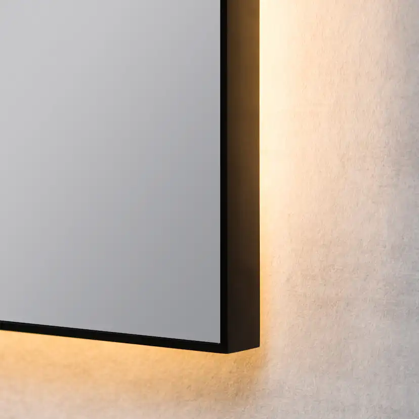 Spegel Vidi Signe med LED-belysning