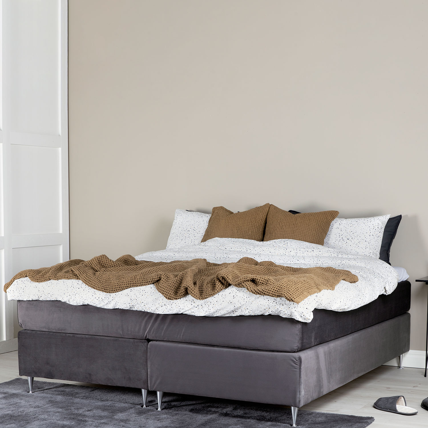 Kontinentalsäng Venture Home Furufal i Sammet