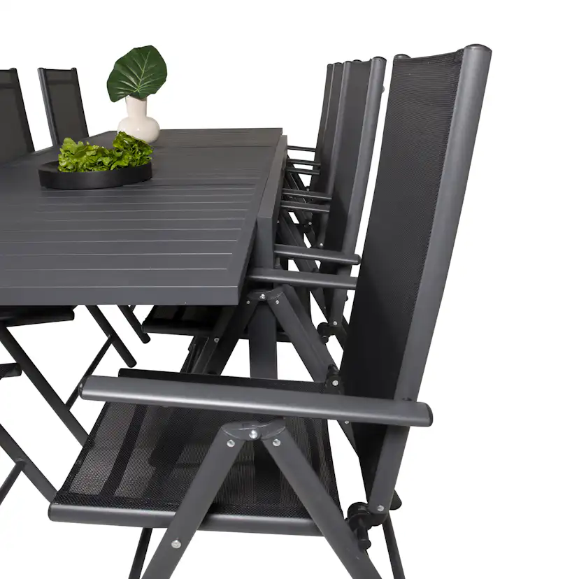 Matgrupp Venture Home Madrid 160/240 med 8 Bront Matstolar