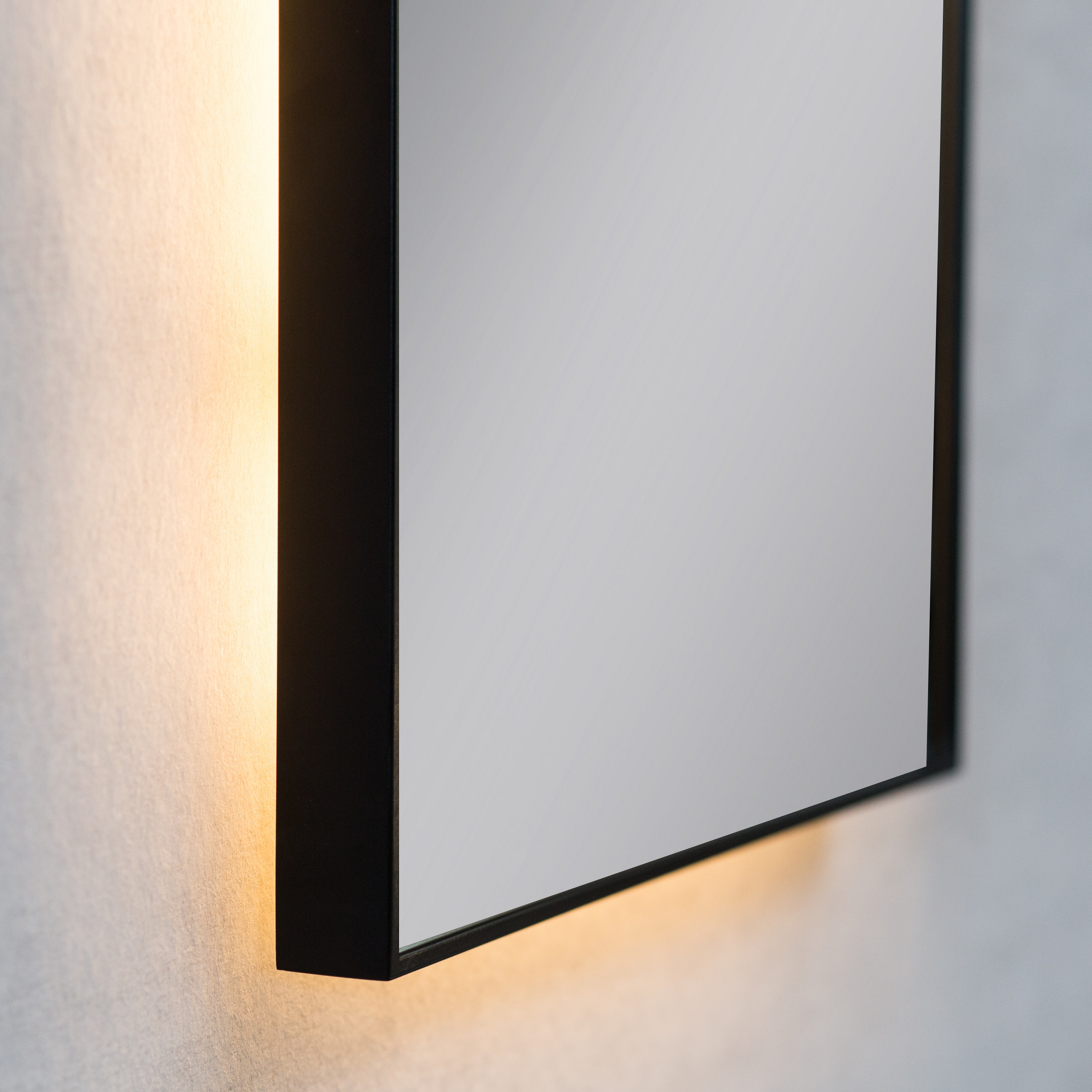 Spegel Vidi Signe med LED-belysning