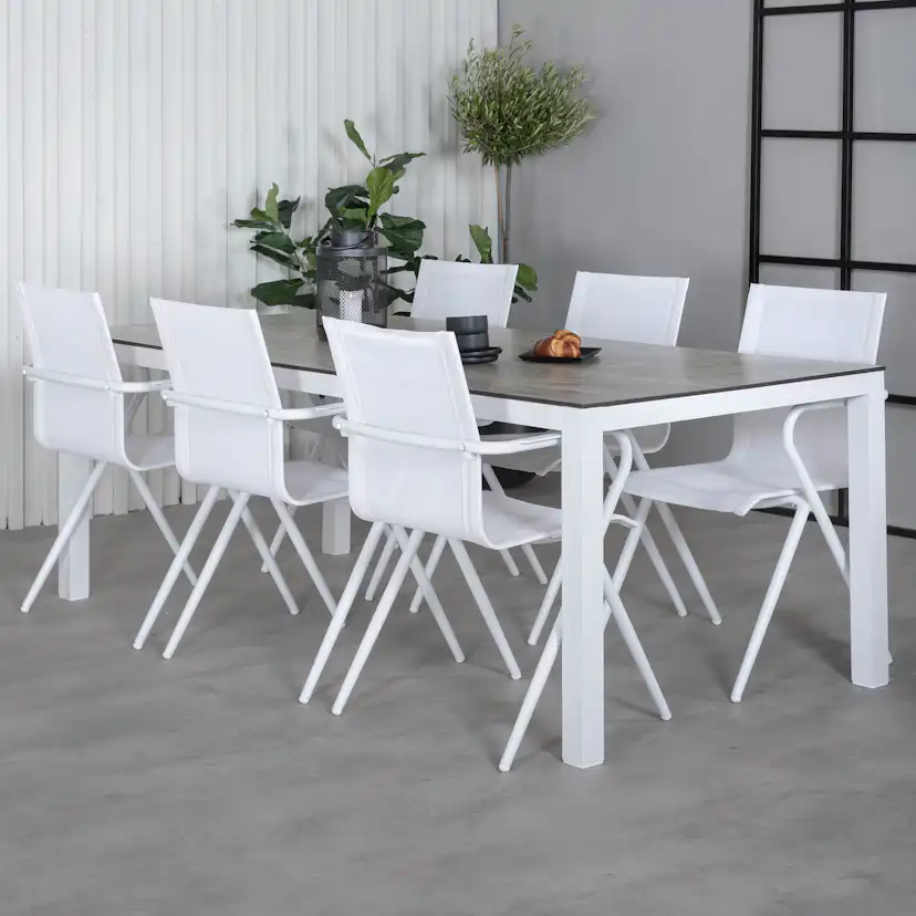 Matgrupp Venture Home Llama med 6 Act Stolar