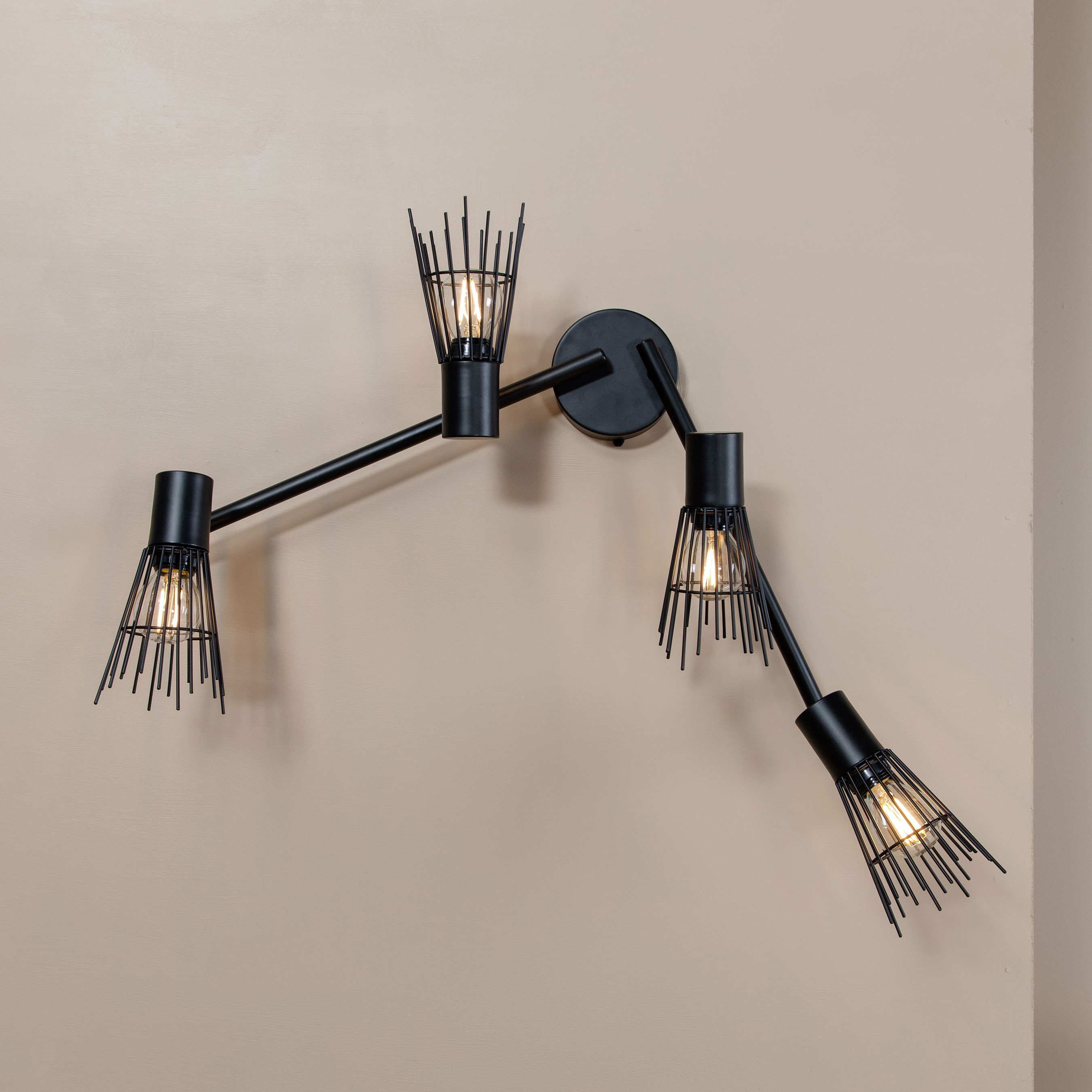 Vägglampa Venture Home Paris 4L