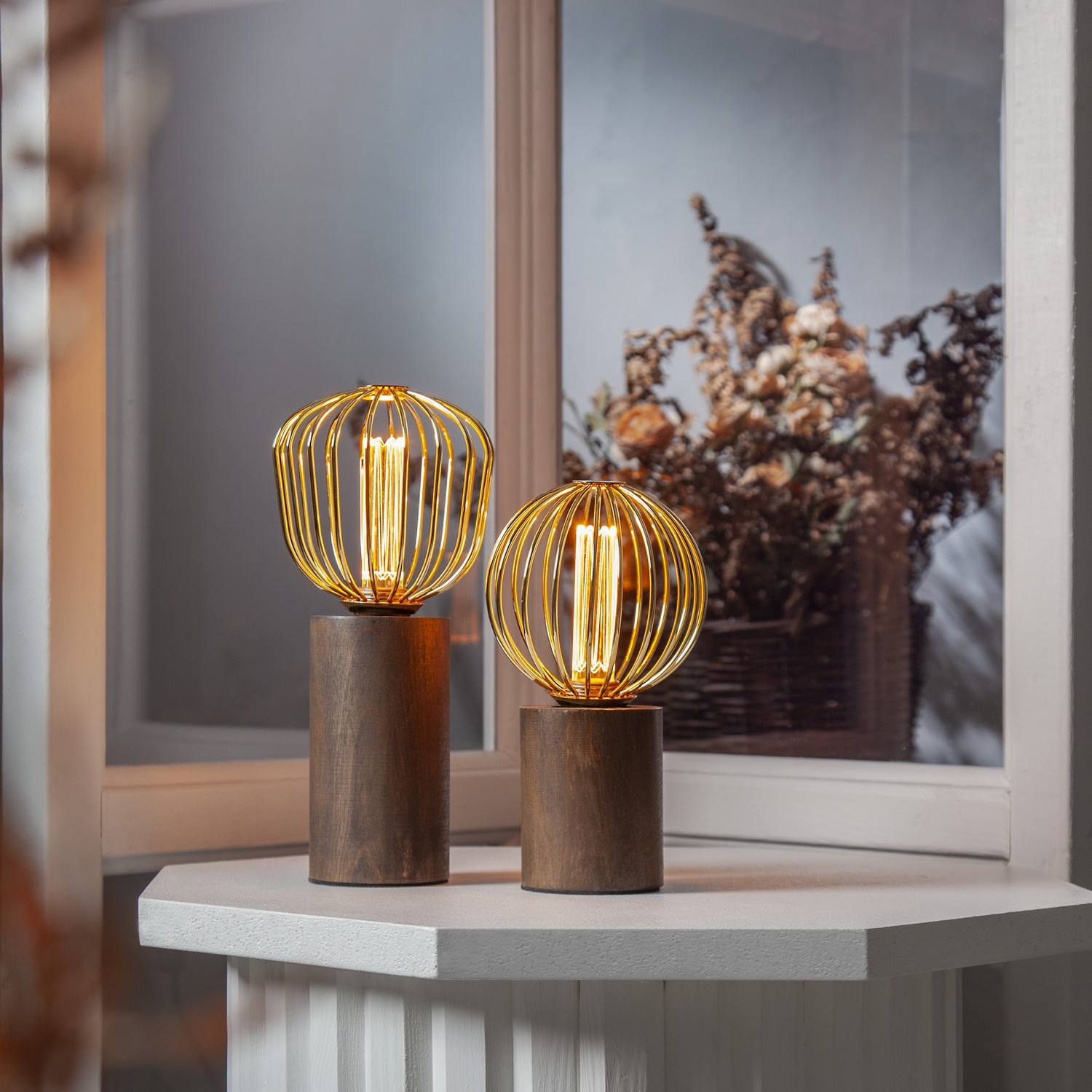 LED-lampa Star Trading E27 G125 Globe Gold