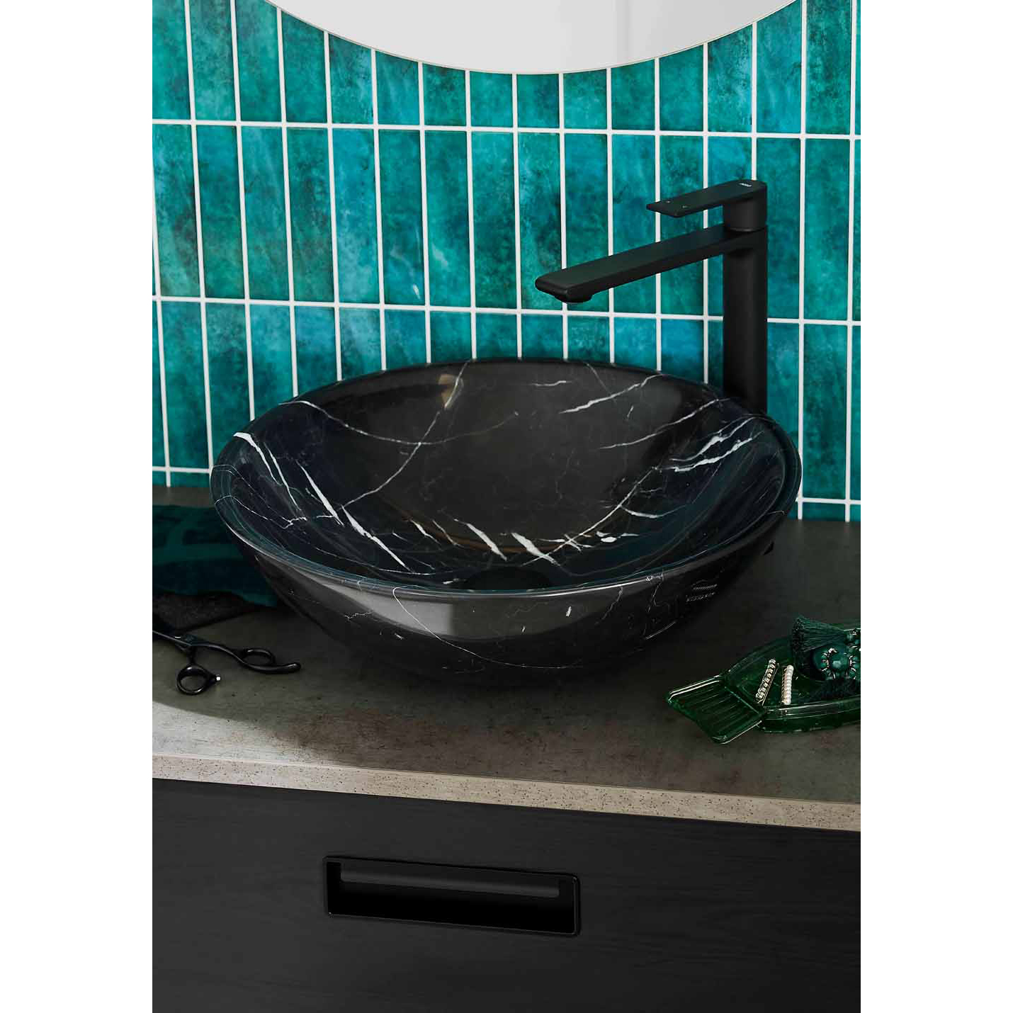 Tvättställ Noro Marble med Tvättställsblandare Neo