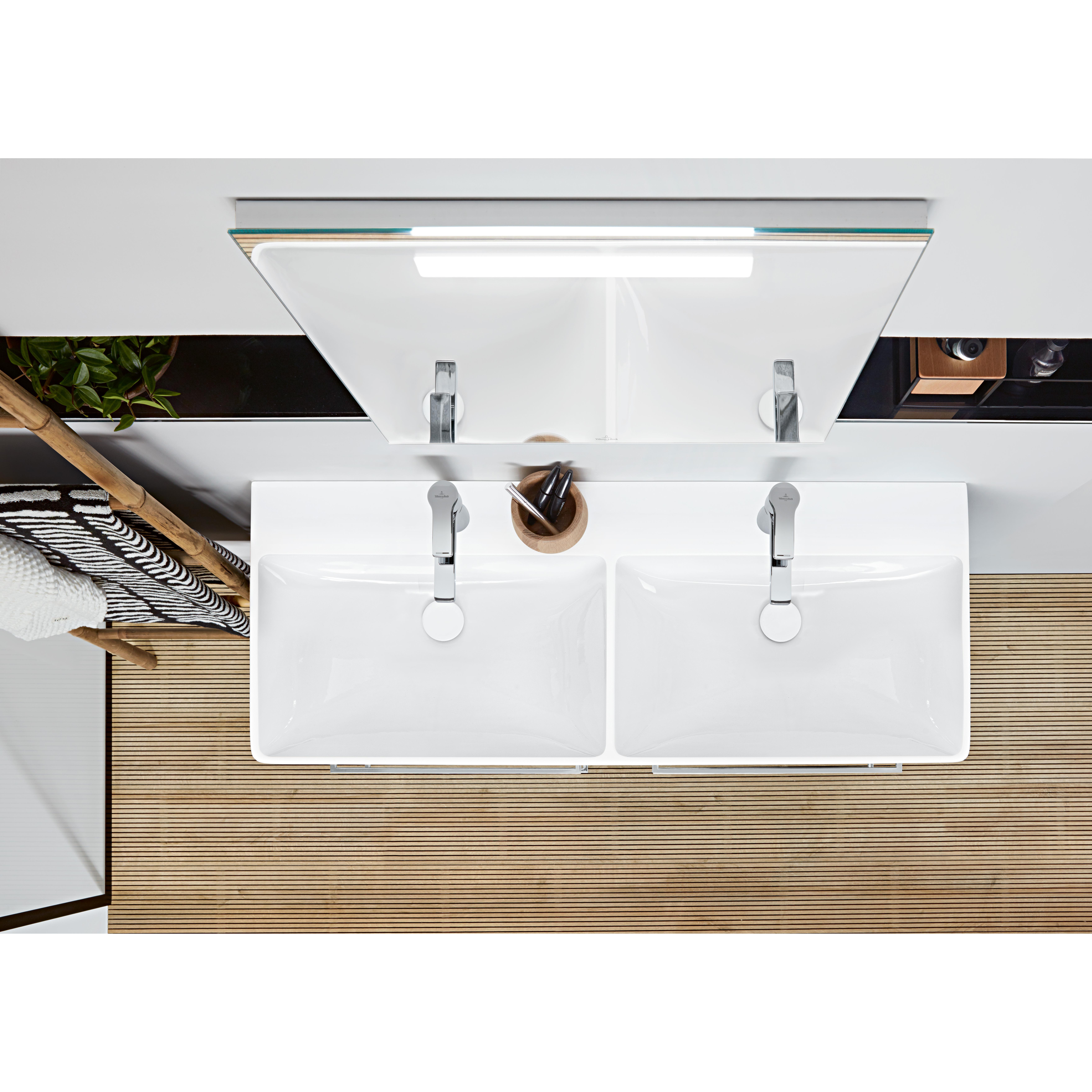 Badrumsspegel Villeroy & Boch More To See One med Belysning