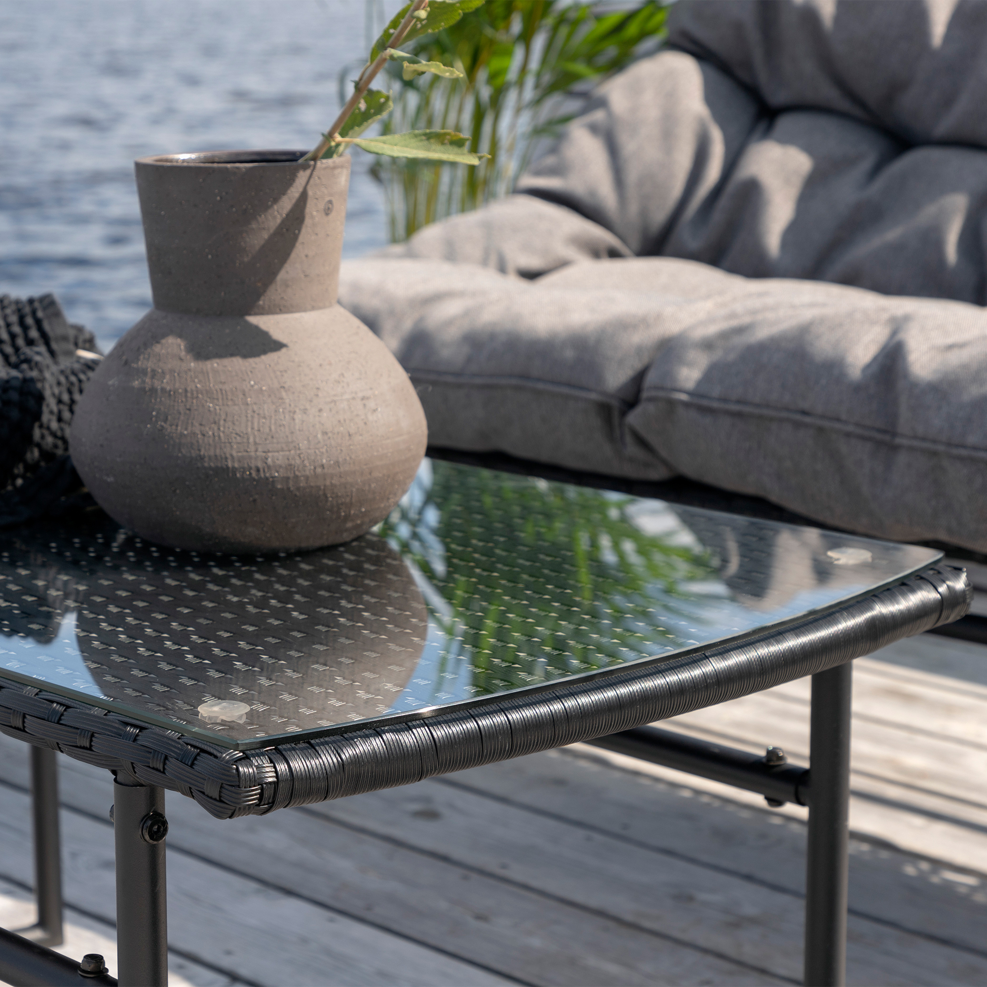 Loungeset Venture Home Ture Soffgrupp Svart med Dynor Utomhus