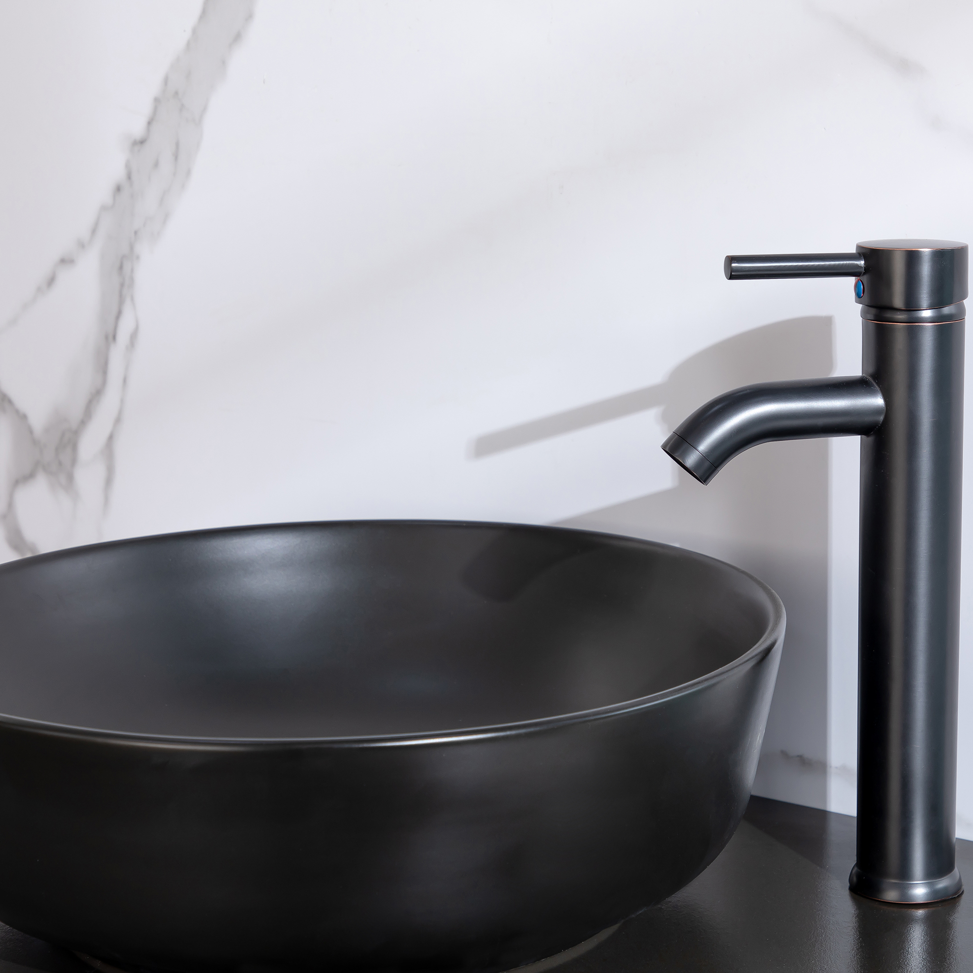 Washbasin Cabinet Bathlife FÖRTJUST 60 Brown oak Bredd: 600 mm