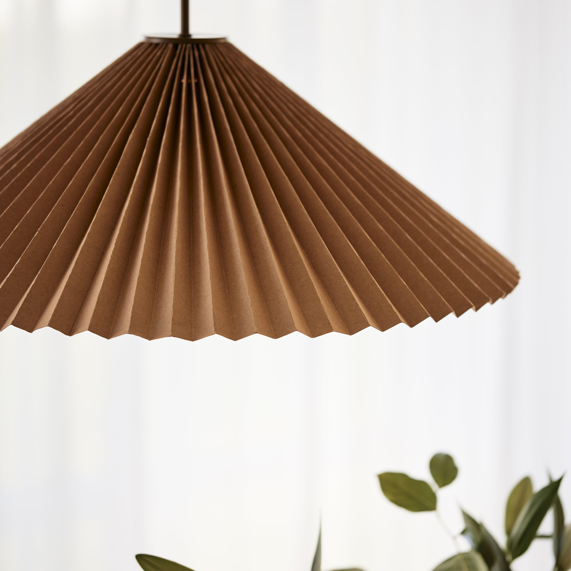 Taklampa PR Home Dora