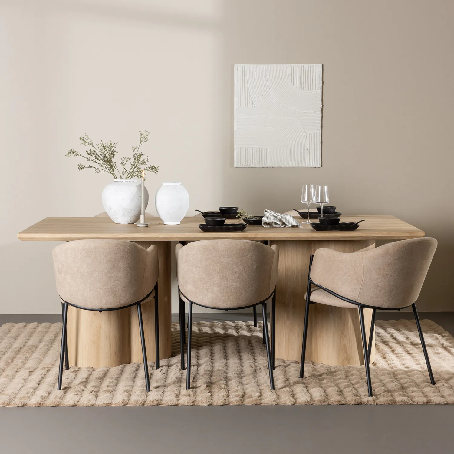 Olivia Dining Table with Evelina Dining Chair Vittvätt/Beige