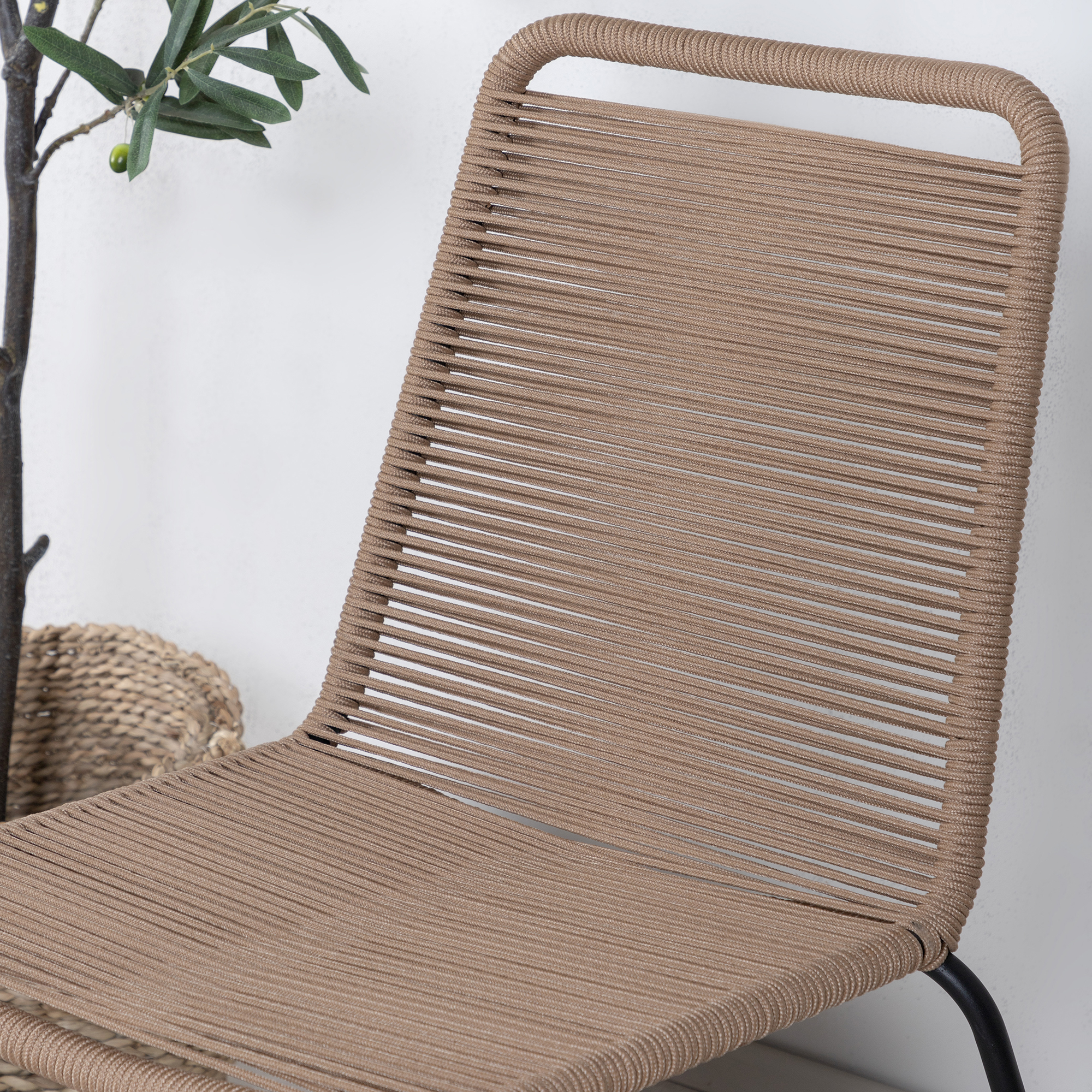 Lindos Stacking Chair - Black Alu / Latte Rope Svart/Latte