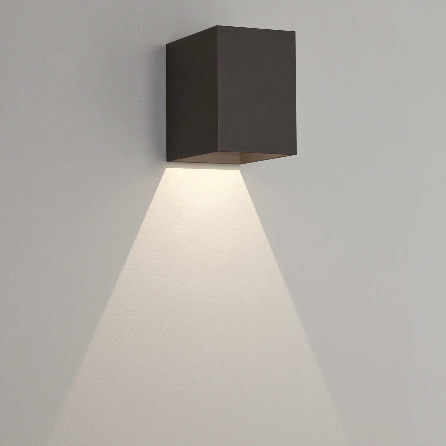 Fasadbelysning Astro Oslo Single 100