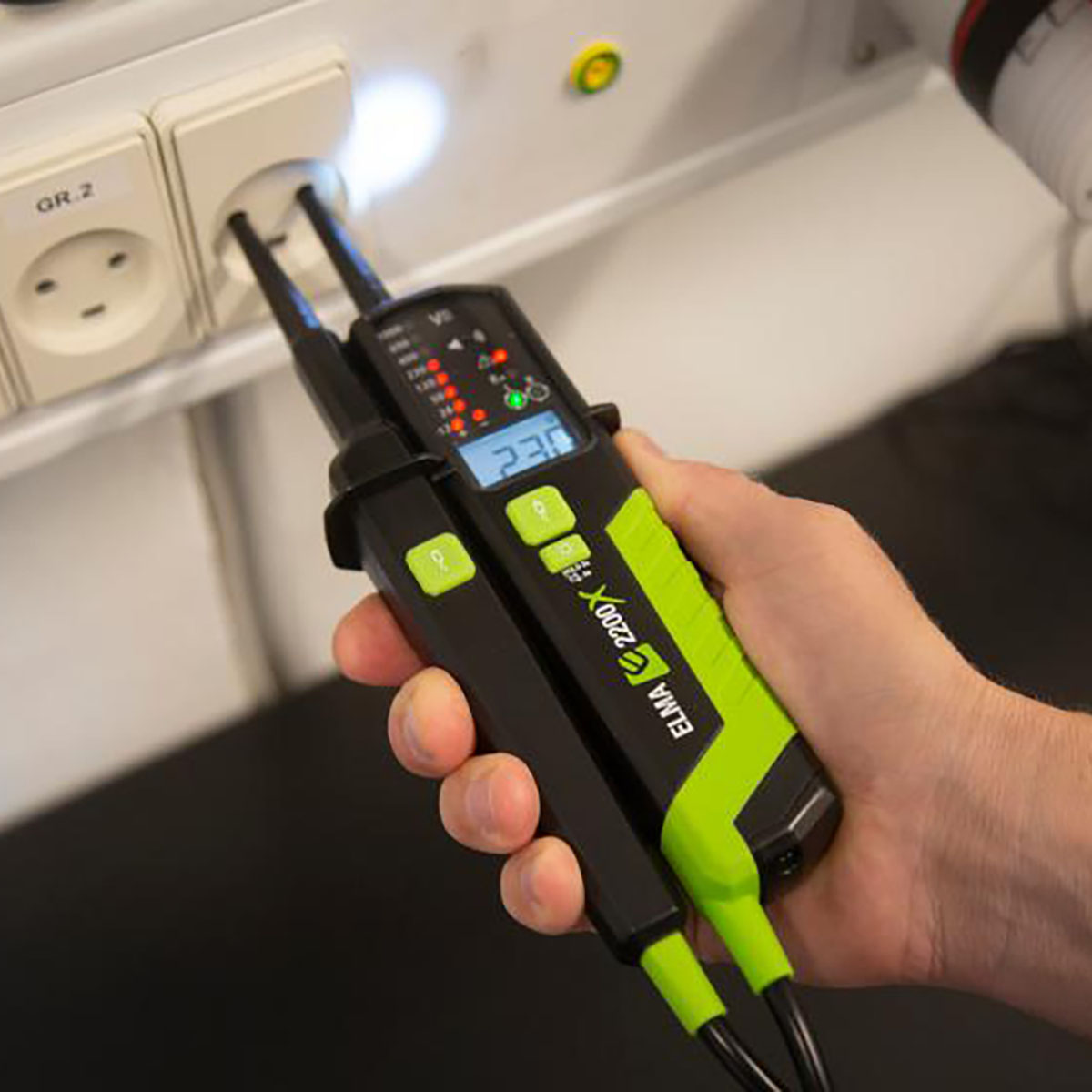 Spänningsprovare Elma Instruments 2200X