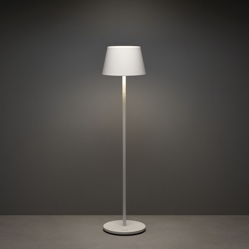 Golvlampa Gnosjö Konstsmide Pomezia USB