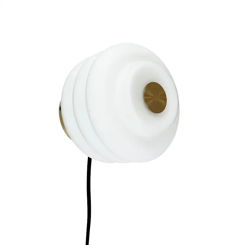 Vägglampa Dyberg Larsen Diva