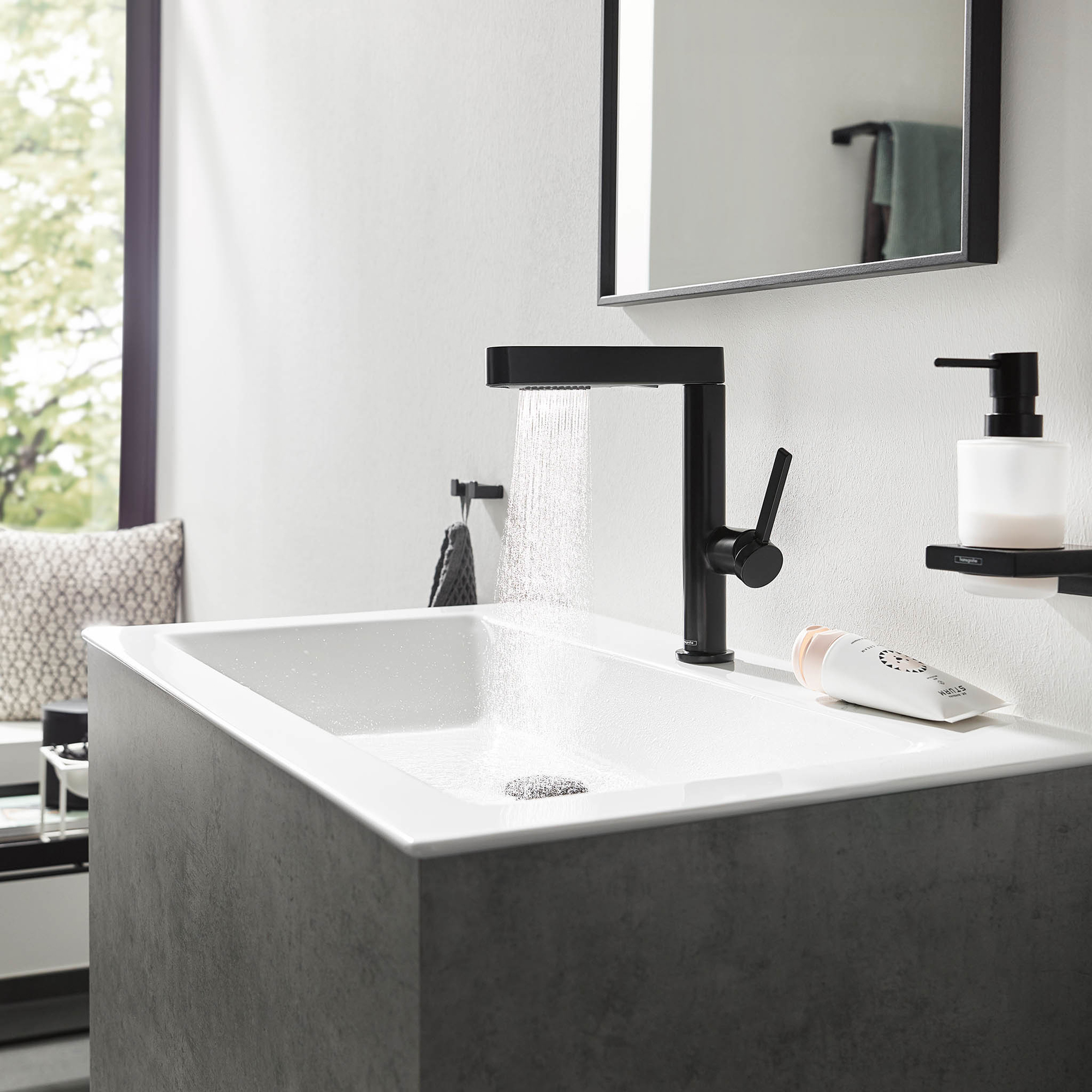 Tvättställsblandare Hansgrohe Finoris 230 med Utdragbar Handdusch 2jet