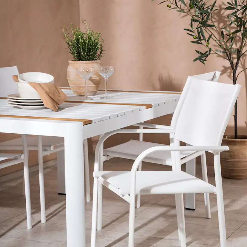 Matgrupp Venture Home Togo med 4 Santorini stolar
