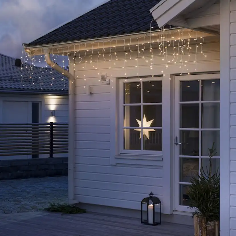 IstappsSlinga Gnosjö Konstsmide 80 Varmvita LED Frostad