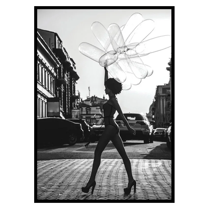 Poster Gallerix Holding Balloons