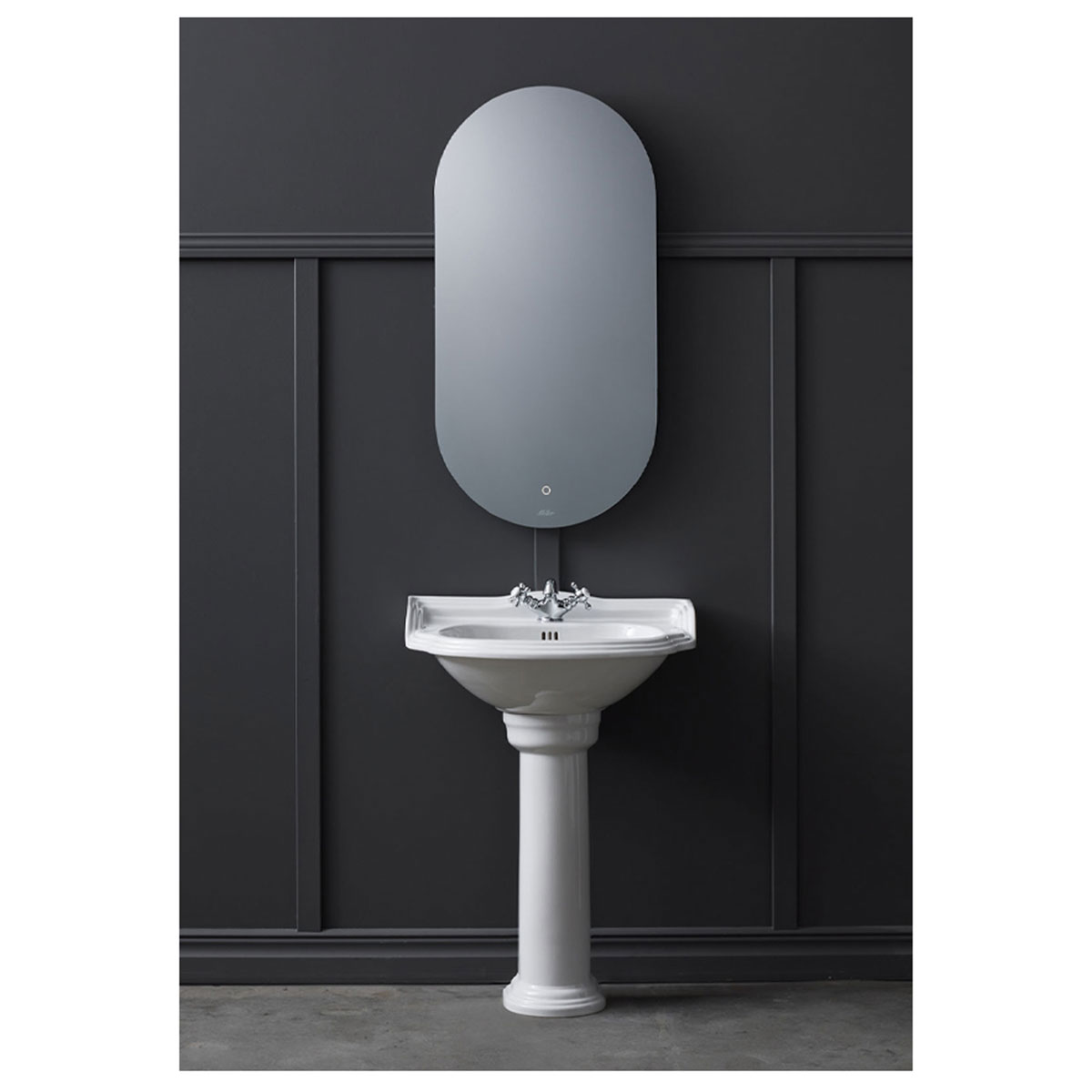 Badrumsspegel Miller Badrum Ambient Touch Classic Oval