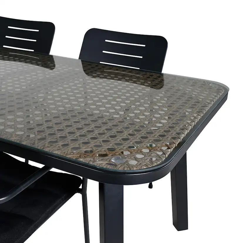 Matgrupp Venture Home Olle med 4 Nime Matstolar