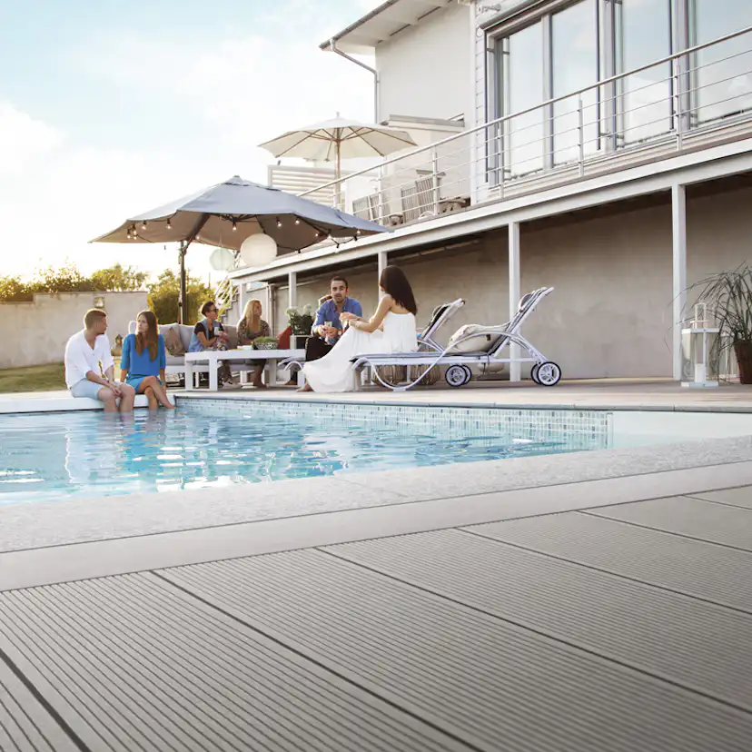 Komposittrall gop Woodlon Ljusgrå Solid 5400 mm Helpall