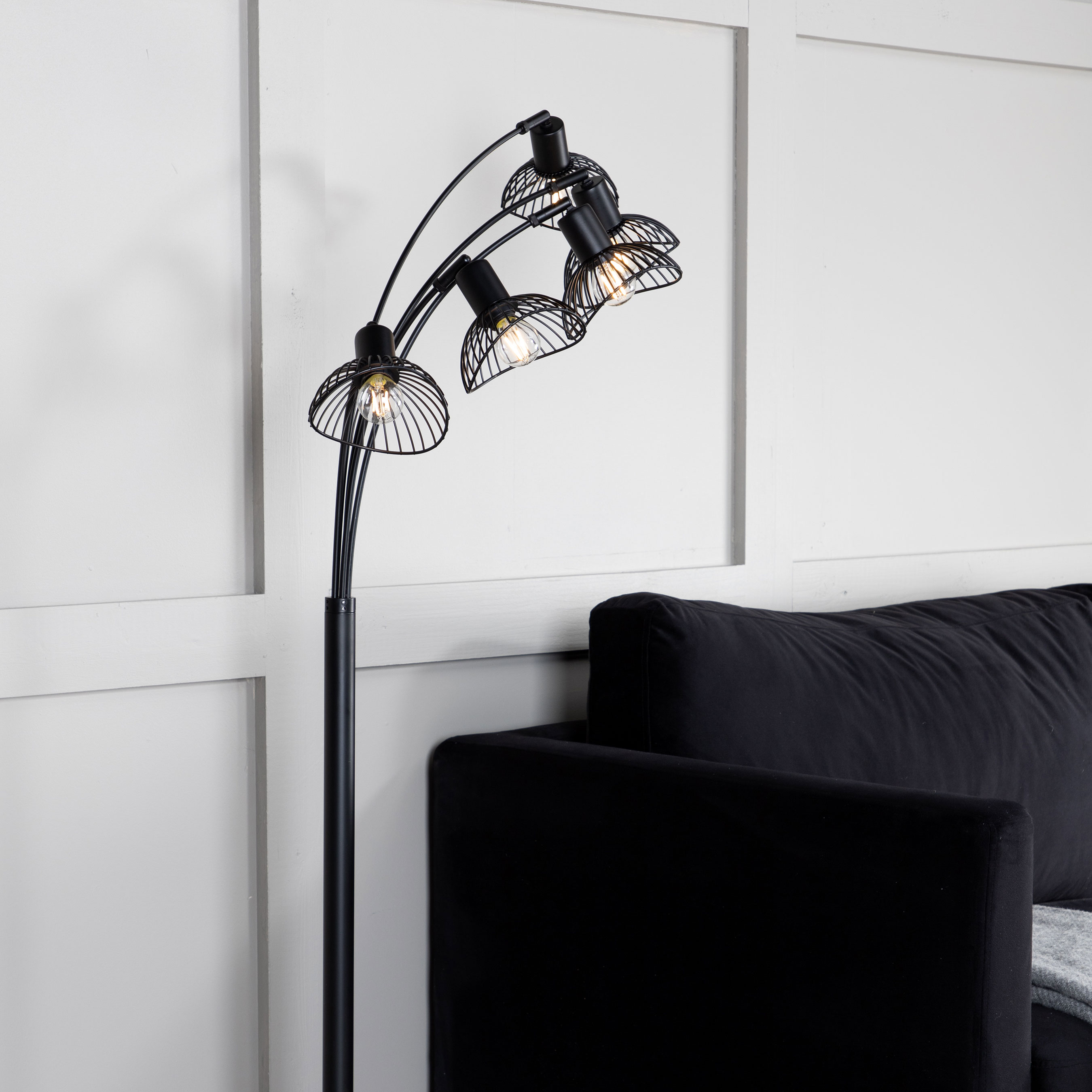 Golvlampa Venture Home Elsa 5L