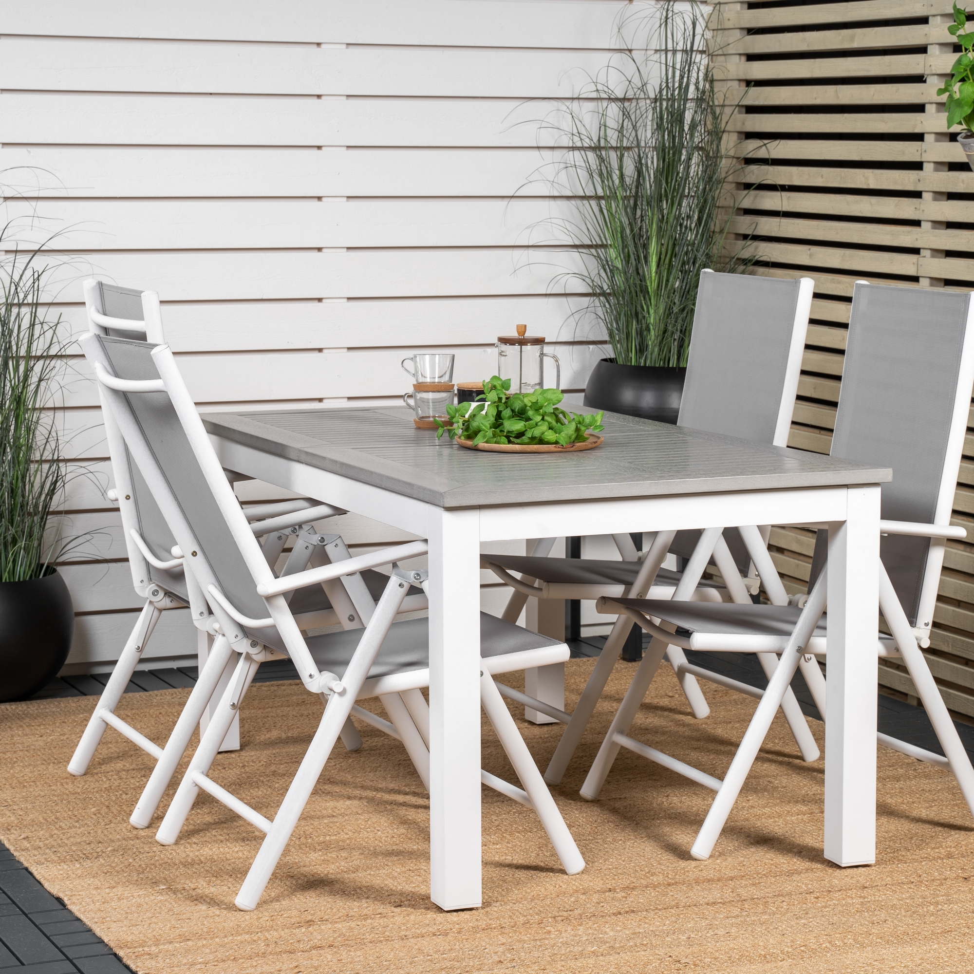 Matgrupp Venture Home Aleyna 152/210 med 4 Bront Stolar