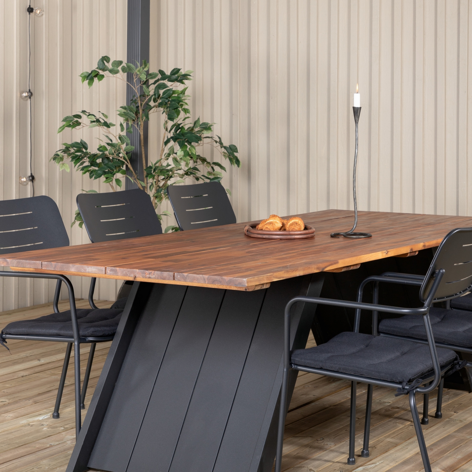 Matgrupp Venture Home Doni med 6 Nime Matstolar