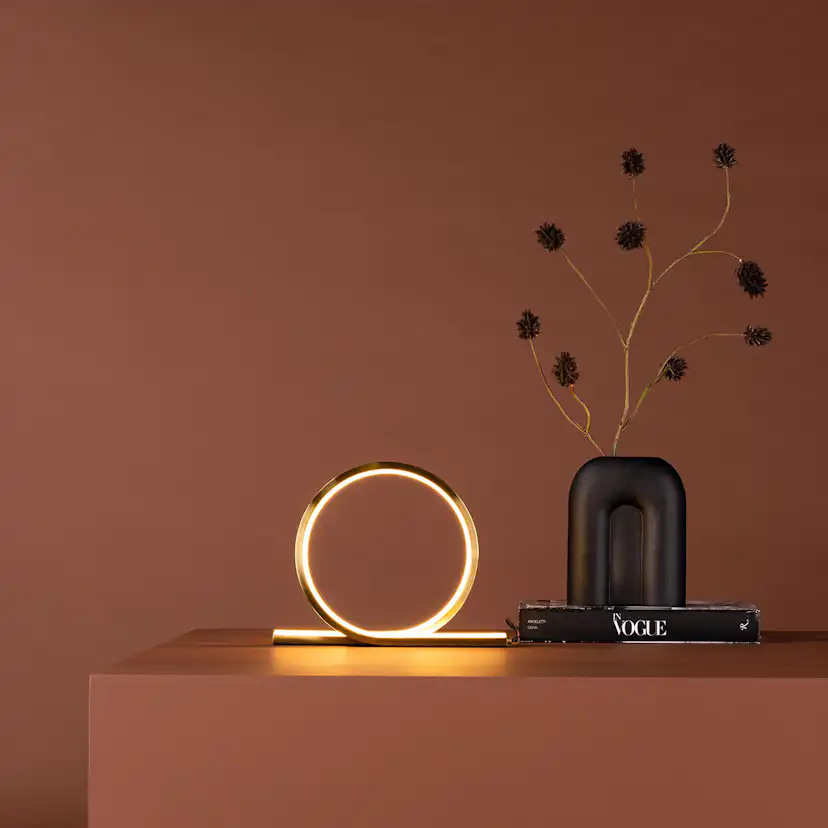 Bordslampa Venture Home Saunier