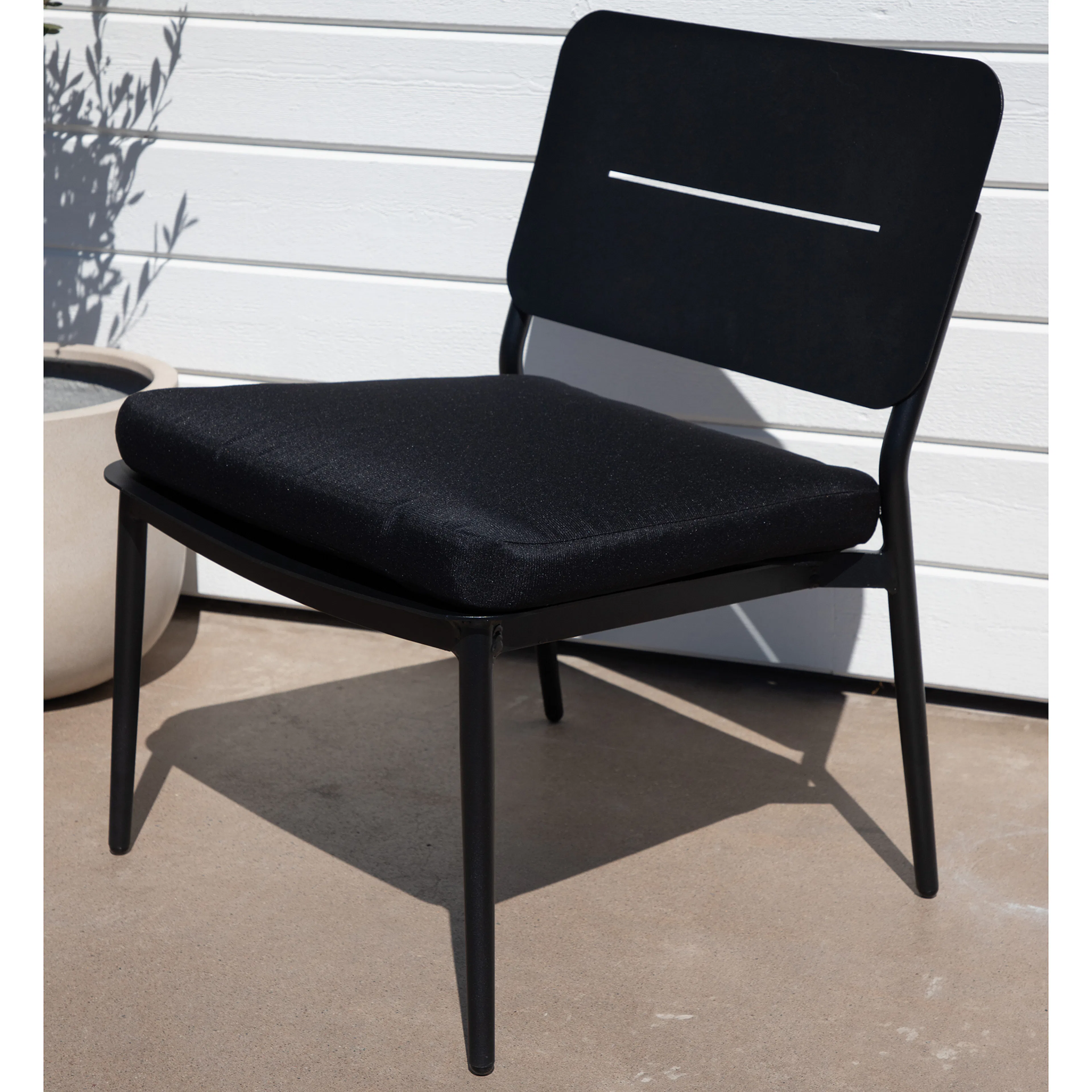 Lina lounge Chair - Black / Black Cushion Svart