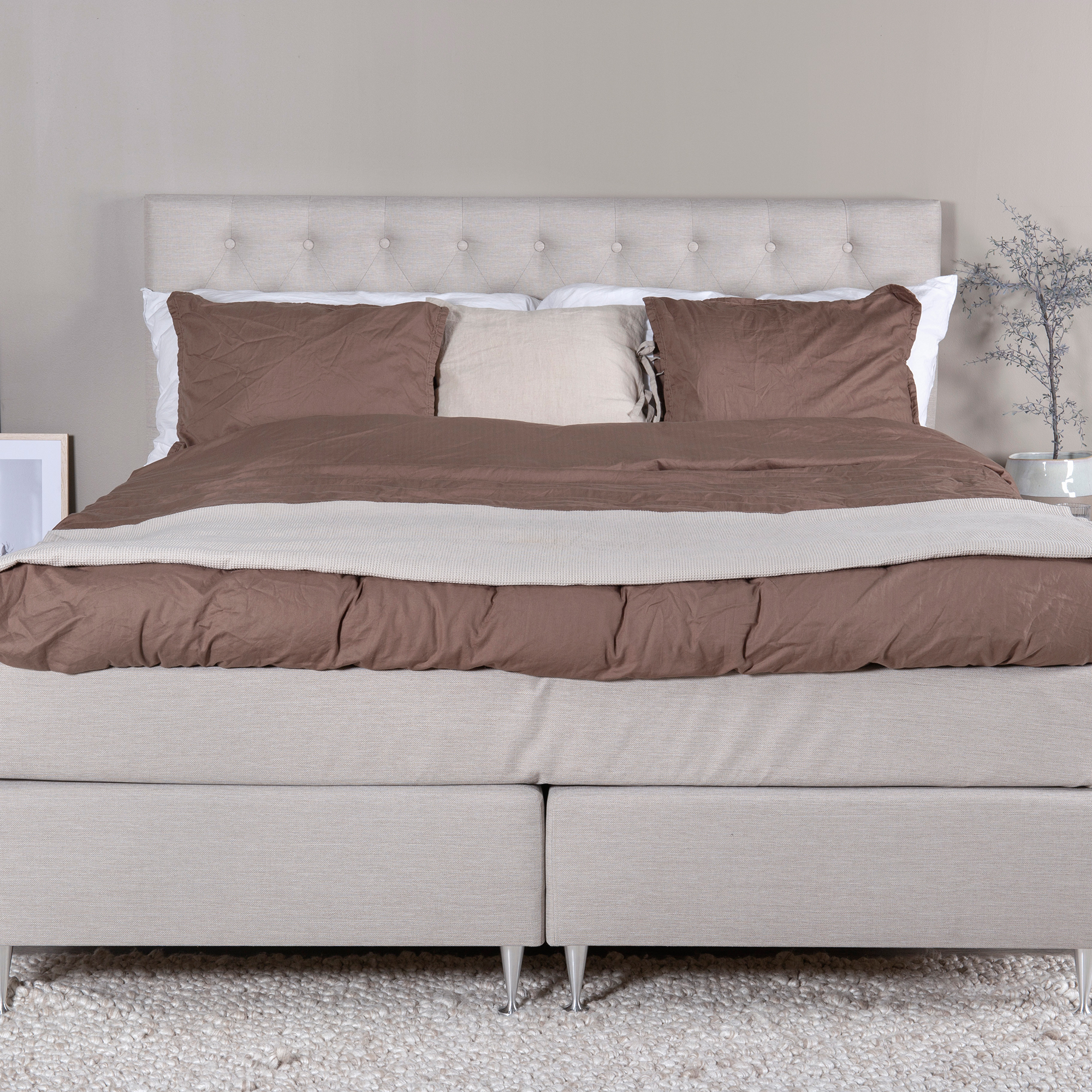 Kontinentalsäng Venture Home Rälla Tyg med Sänggavel Frösslunda