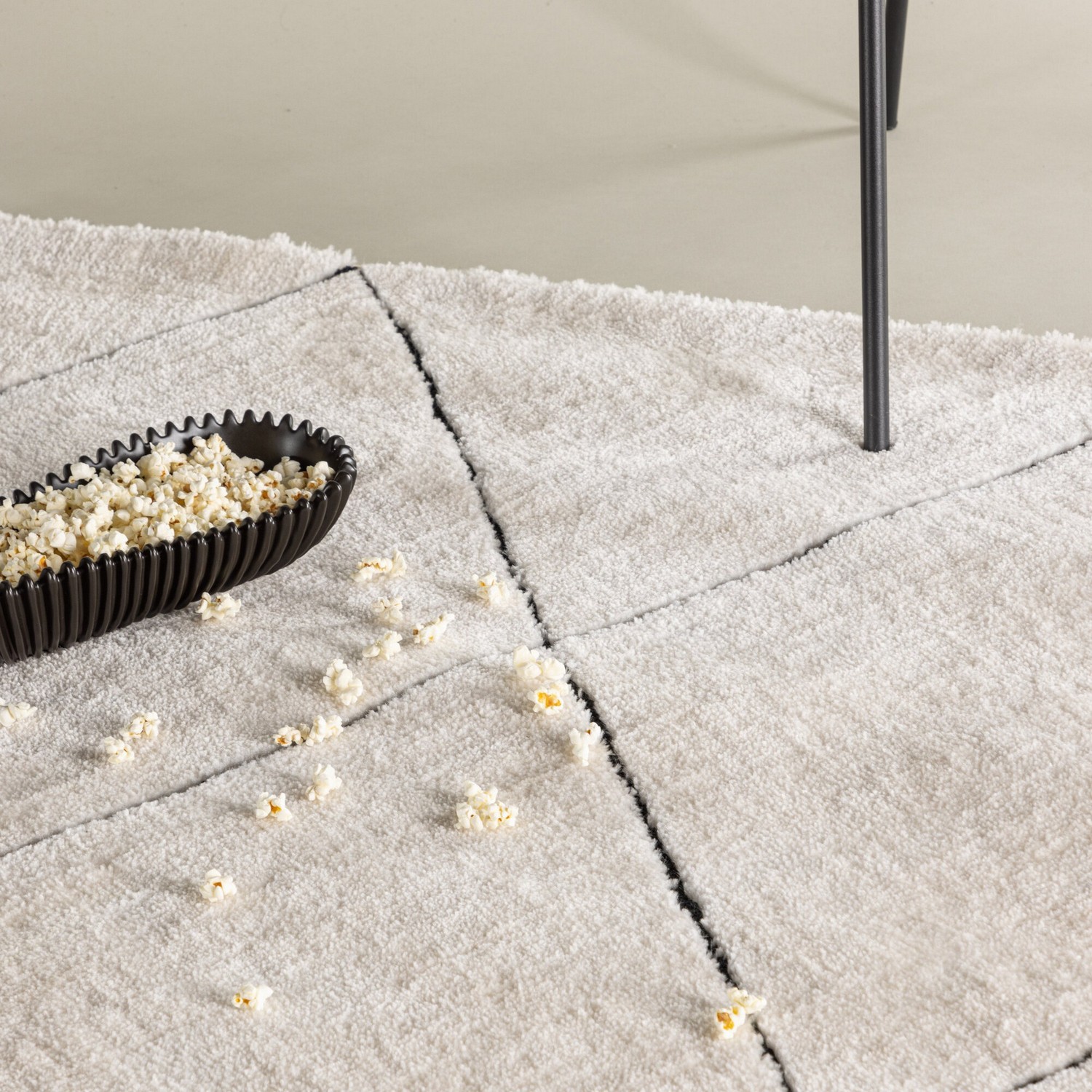 Patrik Polyester Shaggy - 230*160-Rectangular-White/Black 160x230 cm
