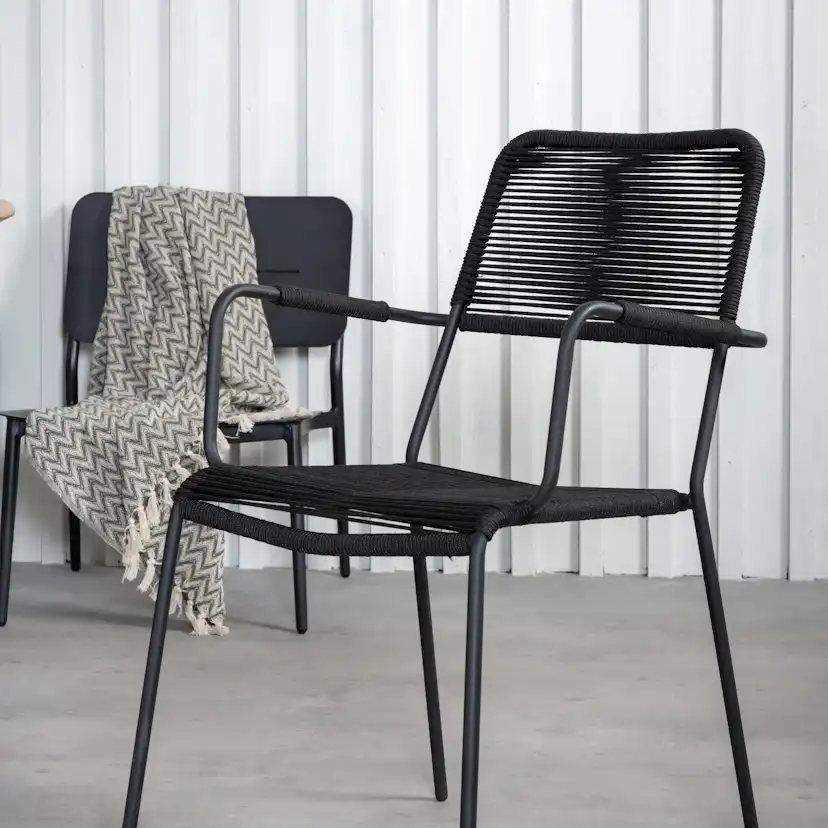 Matgrupp Venture Home Zurc med 4 Lumi Matstolar