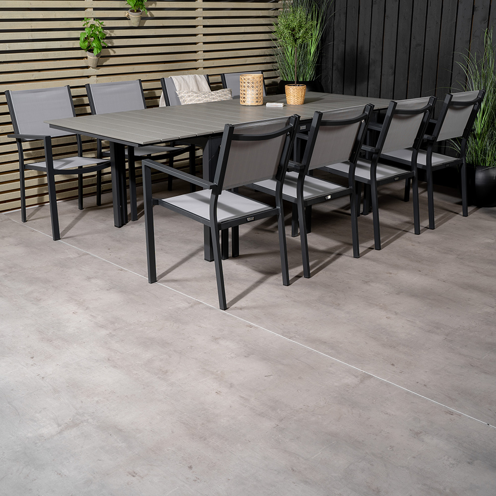 Levels bord160/240*90Svart Alu/Grå+Copacabana stolSvartAlu 8 Grå Bord med Svarta Ben, Grå Stol med Svarta Ben