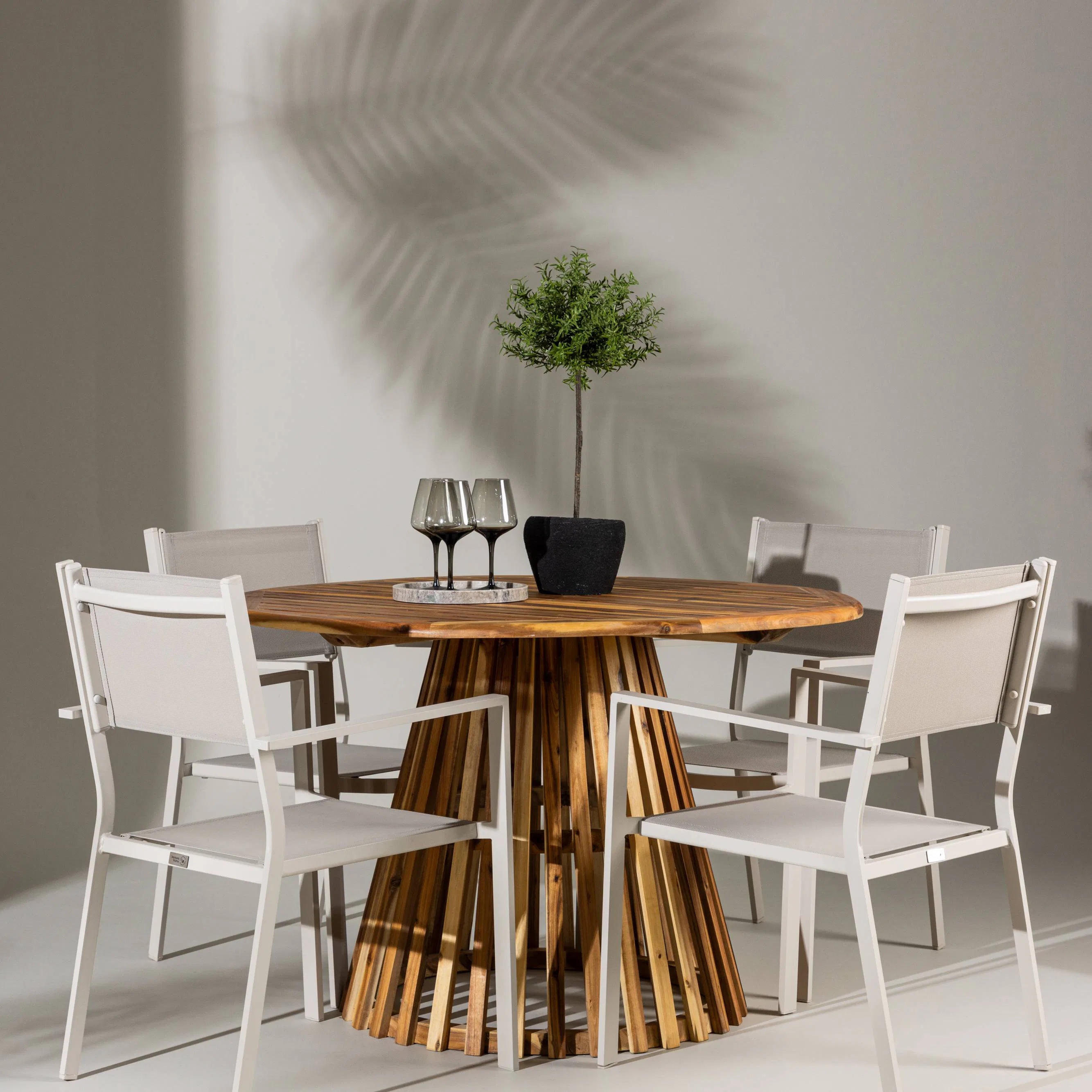 Teak/Beige