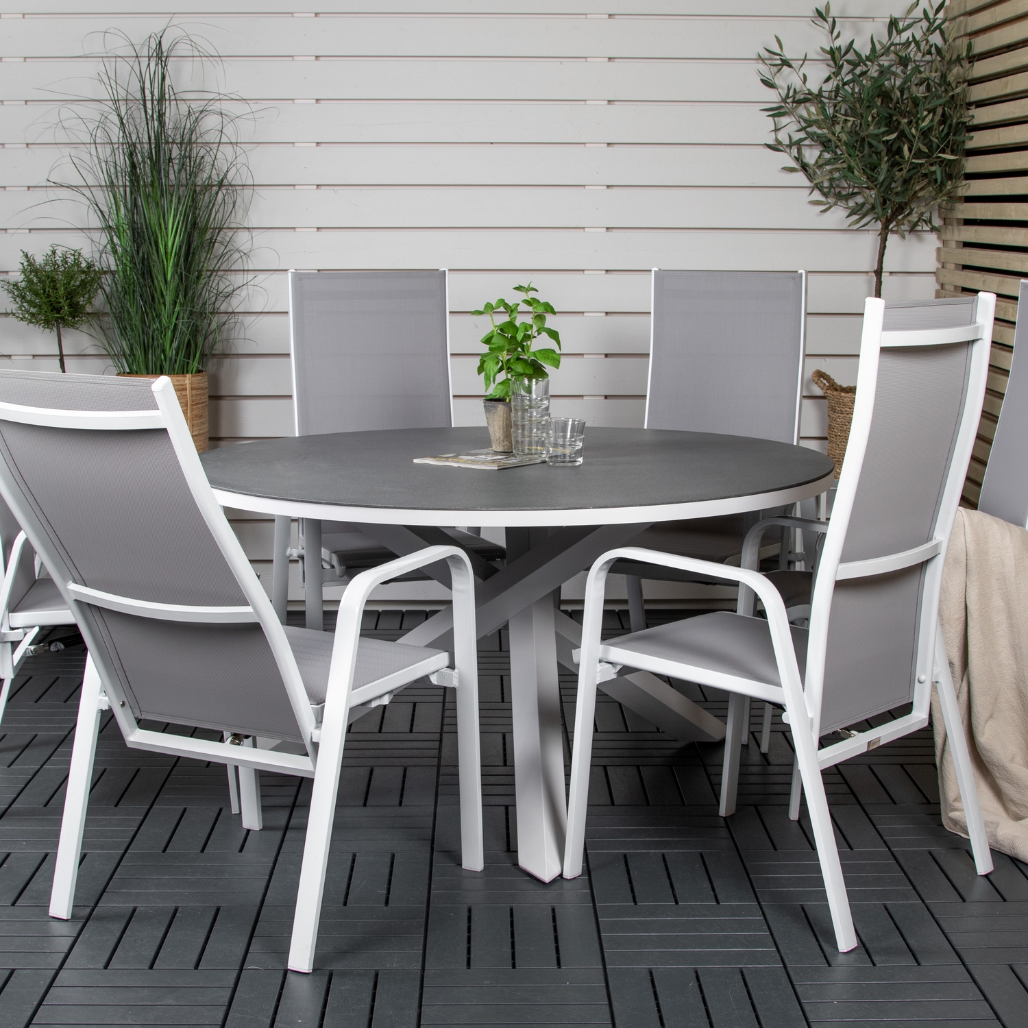 Matgrupp Venture Home Copacabana med 6 Copacabana Recliner Stolar