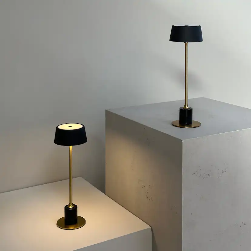Portabel Bordslampa Dyberg Larsen Yoyo Uppladdningsbar