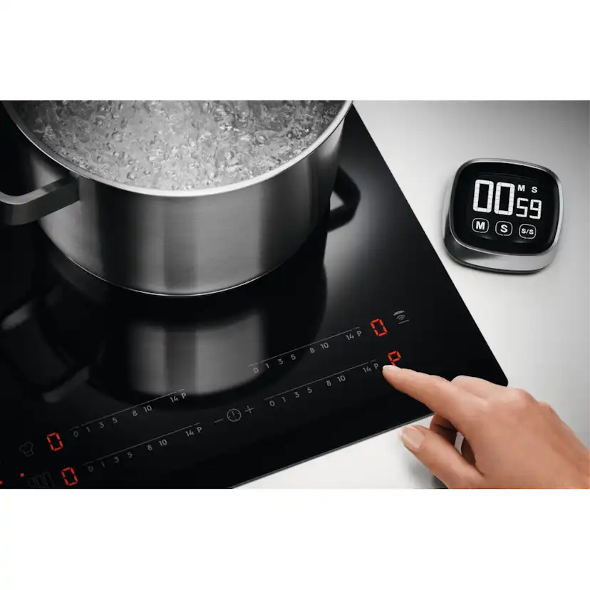 Induktionshäll Electrolux HOI630MX 300