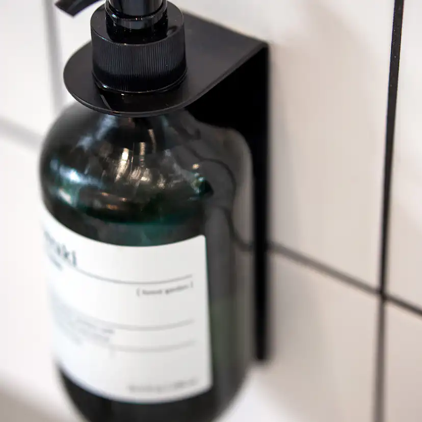 Tvålpumpshållare Beslag Design Base