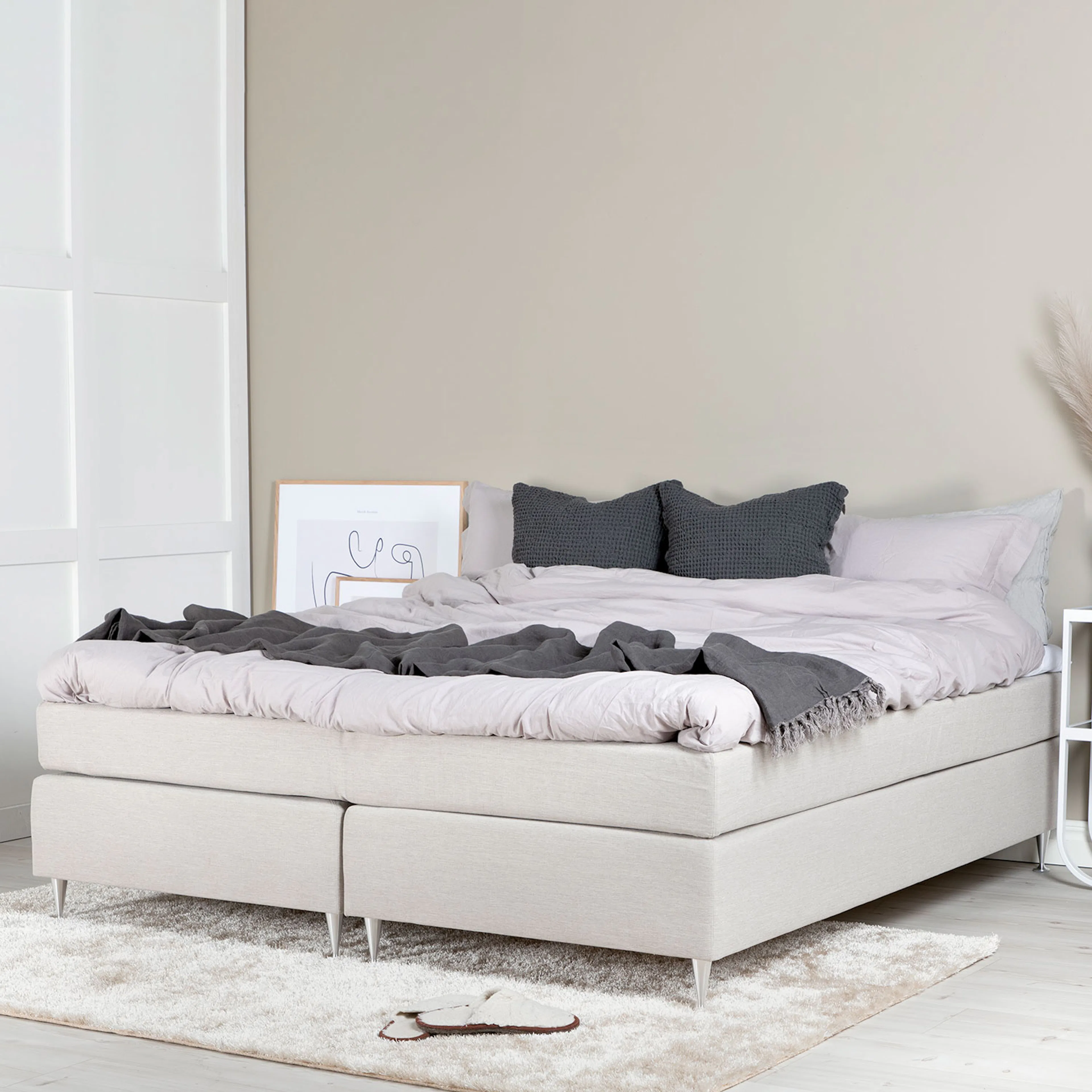 Kontinentalsäng Venture Home Tällberg i Tyg