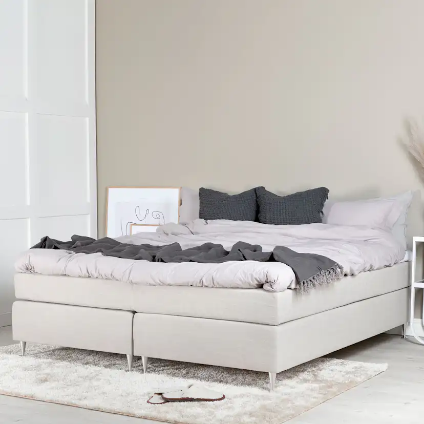 Kontinentalsäng Venture Home Tällberg i Tyg