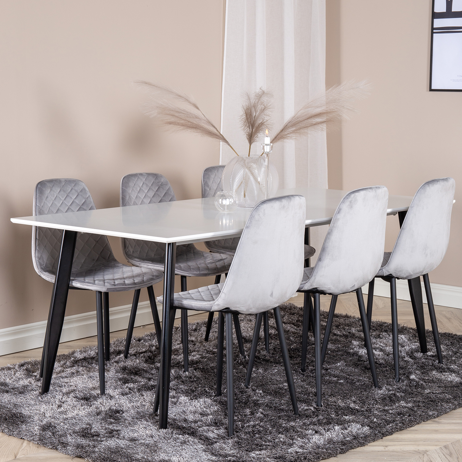 Matgrupp Venture Home Pobbie med 6 Phoi Stolar Sammet