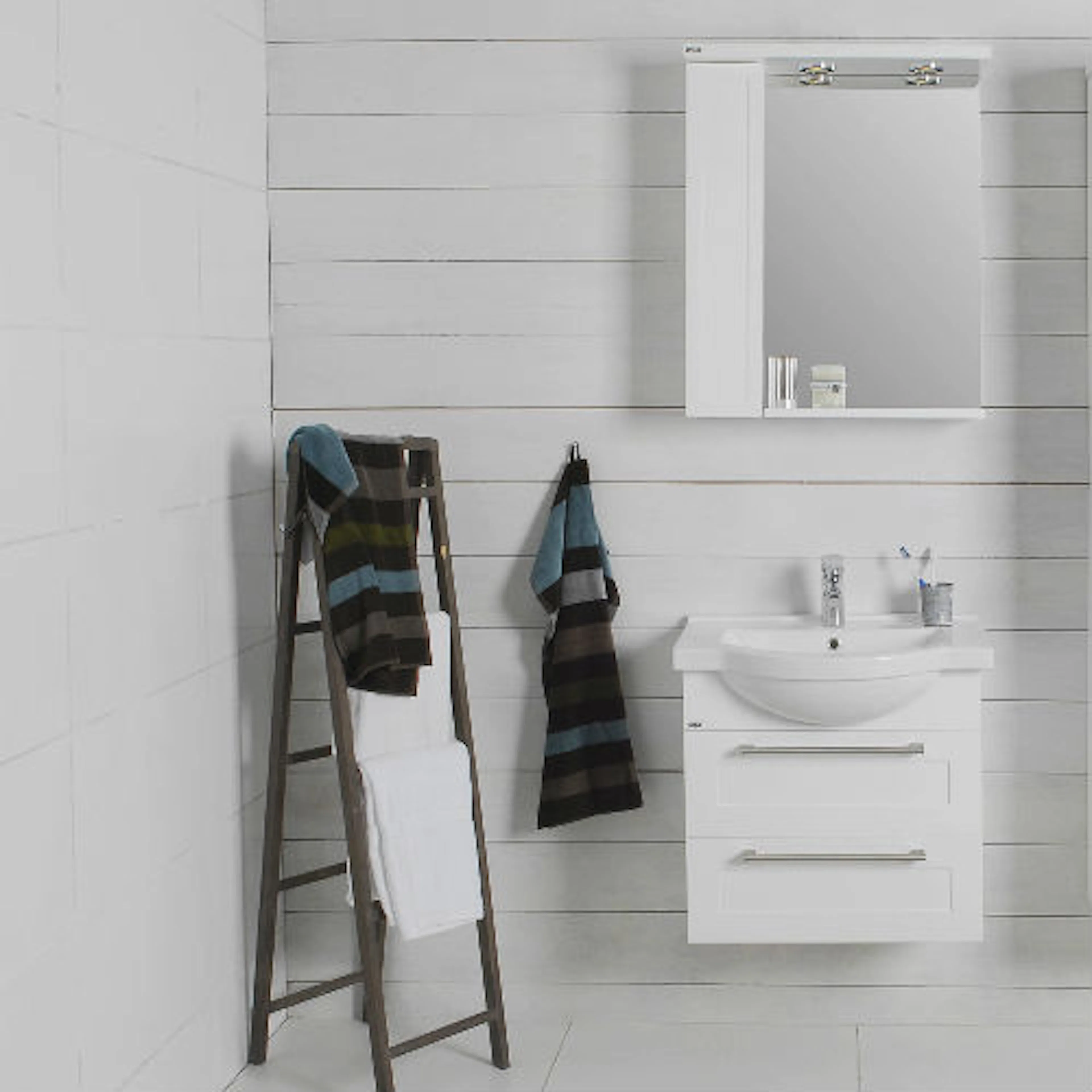 Möbelpaket Noro Newport 600 Matt Vit med Spegelskåp Vänster