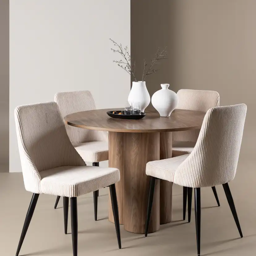 Matgrupp Venture Home Olivia Ø110 med 4 st Leone Stolar