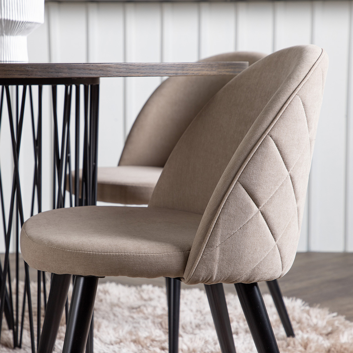 Matgrupp furniture/fashion Stone med 4 Velvet Stitches Stolar