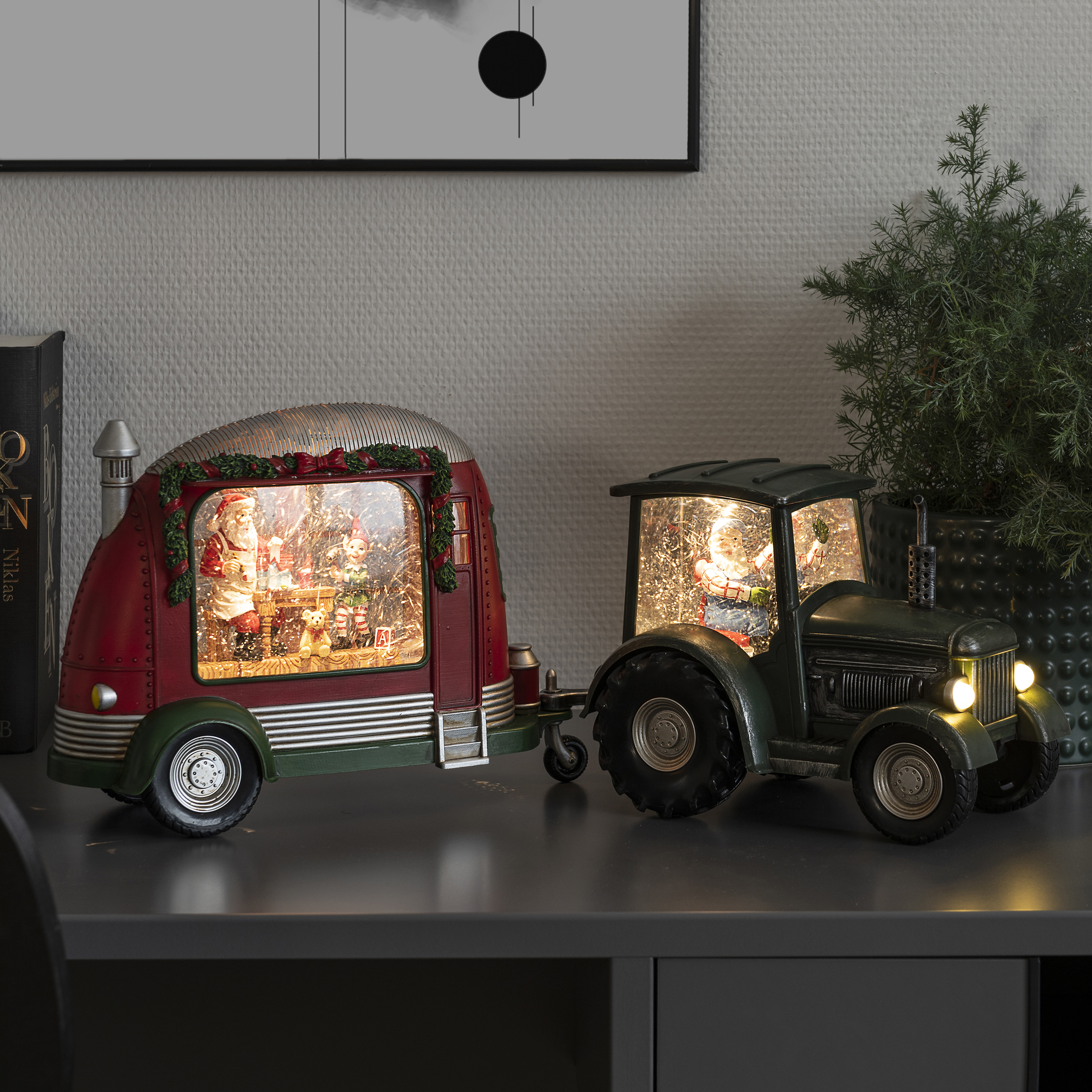 Juldekoration Gnosjö Konstsmide Husvagn med Tomte