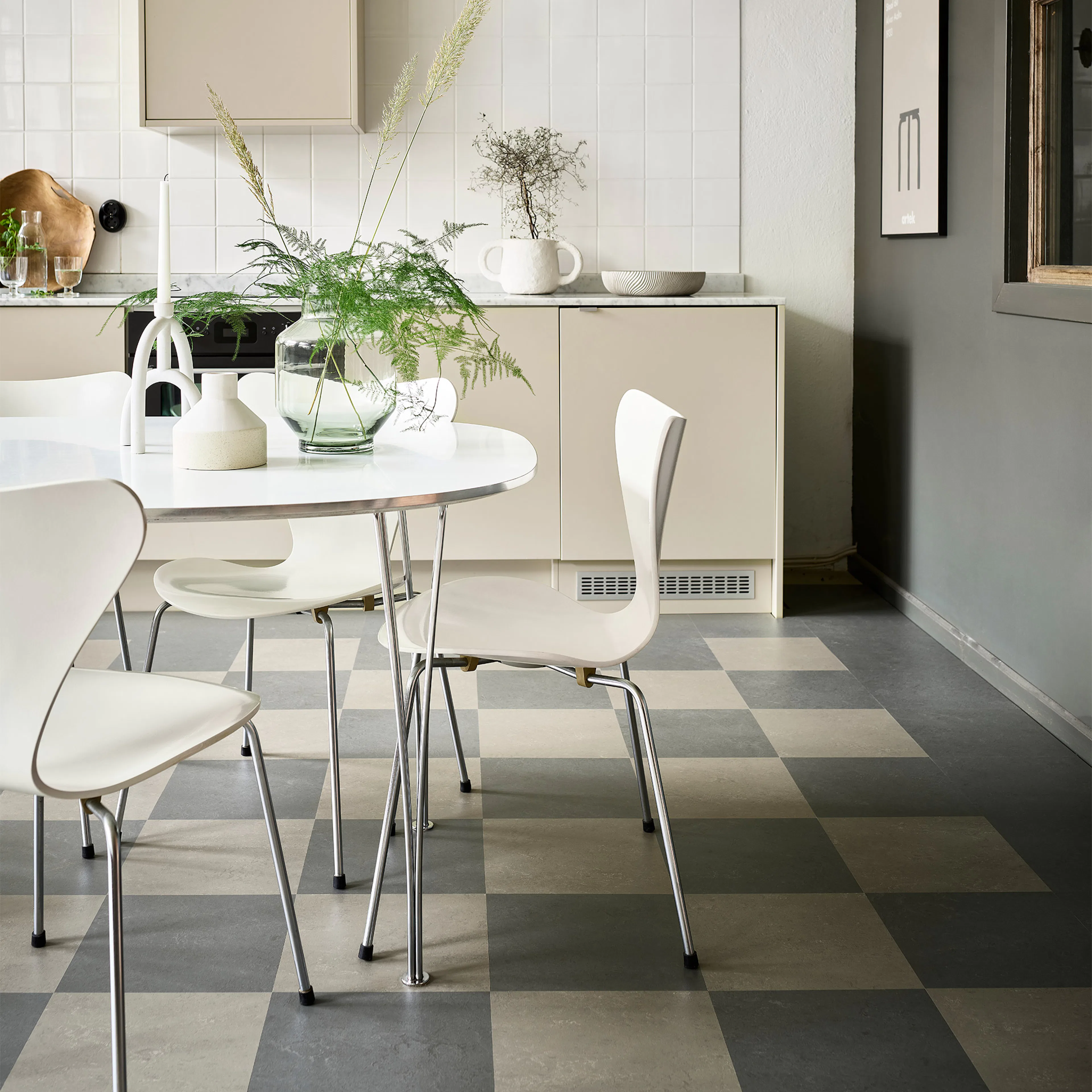 Linoleumgolv Forbo Marmoleum Click Nebula 30x30cm Grå med Klicksystem