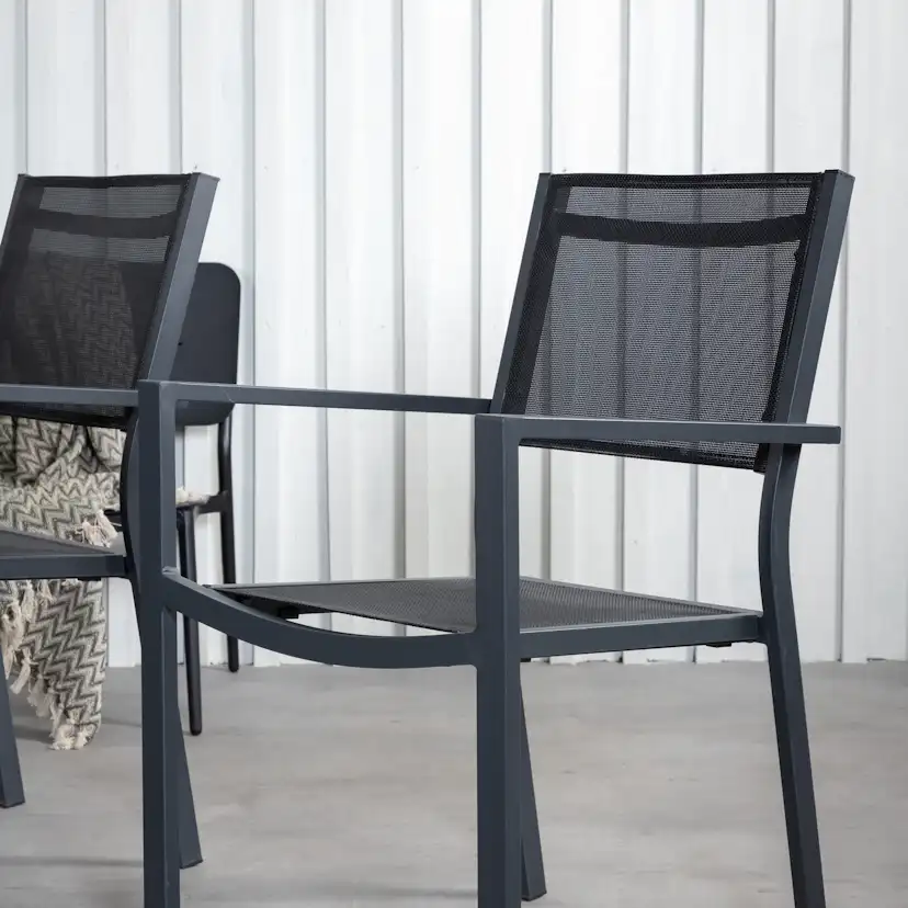 Matgrupp Venture Home Zurc med 6 Curz Stapelbara Matstolar