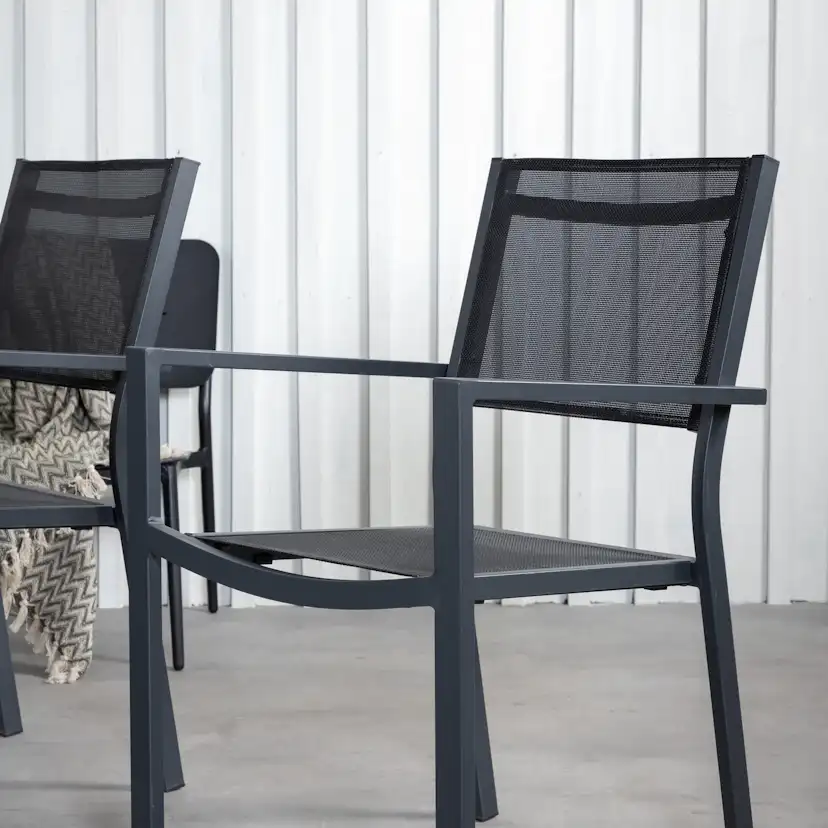 Matgrupp Venture Home Zurc med 6 Curz Stapelbara Matstolar