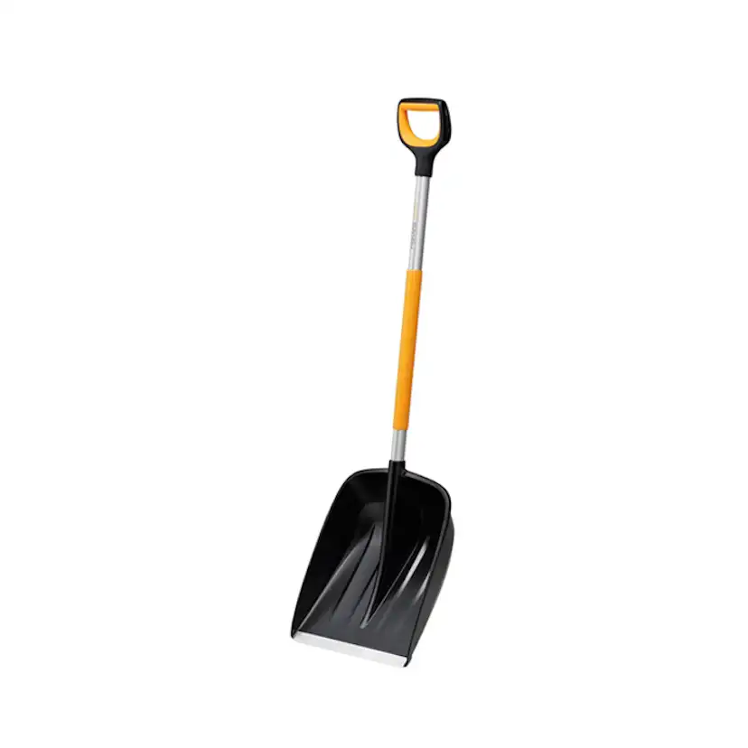 Snöskyffel Fiskars X-Series